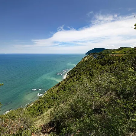 Brezza Del Conero Ancona