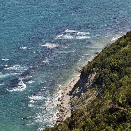 Lägenhet Brezza Del Conero Ancona